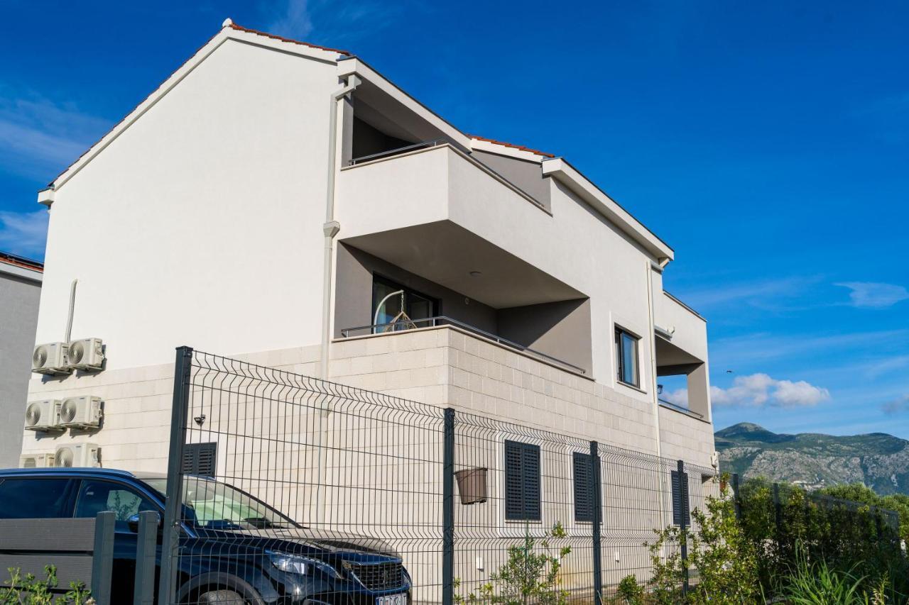 Olive Family House Apartman Mlini Kültér fotó