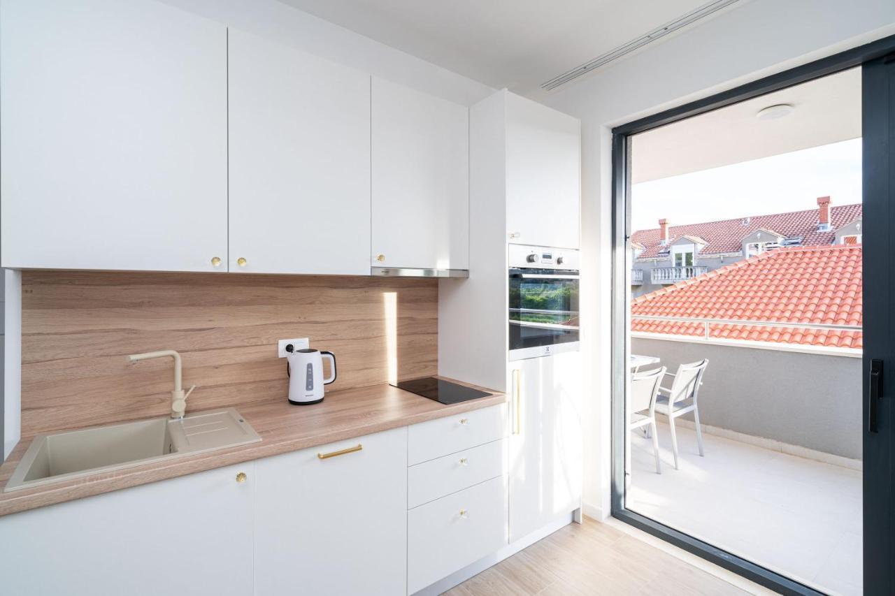 Olive Family House Apartman Mlini Kültér fotó